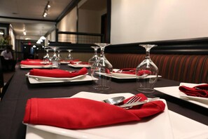 Lunch and dinner served, Indian cuisine