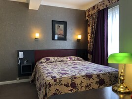 Suite Junior | Tende oscuranti, Wi-Fi gratuito, lenzuola