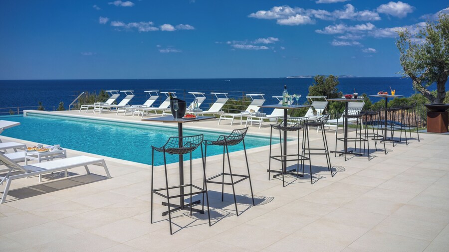 Golden Rays Luxury Apartments