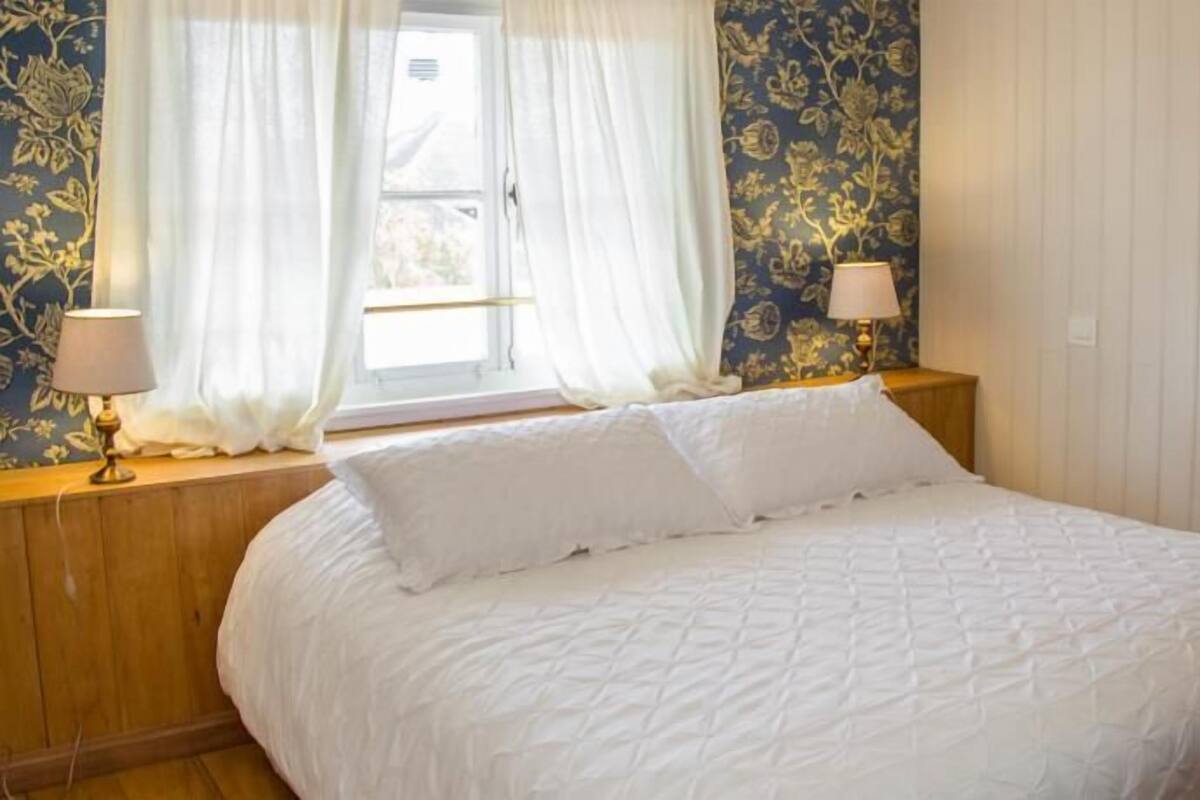 Suite, 1 habitación (Suite DBL or Twin) | Caja fuerte, cunas (de pago), camas supletorias y wifi gratis