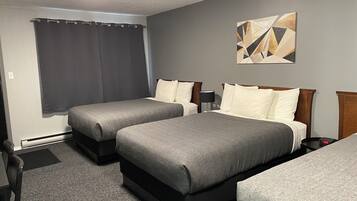Deluxe Triple Room, Multiple Beds