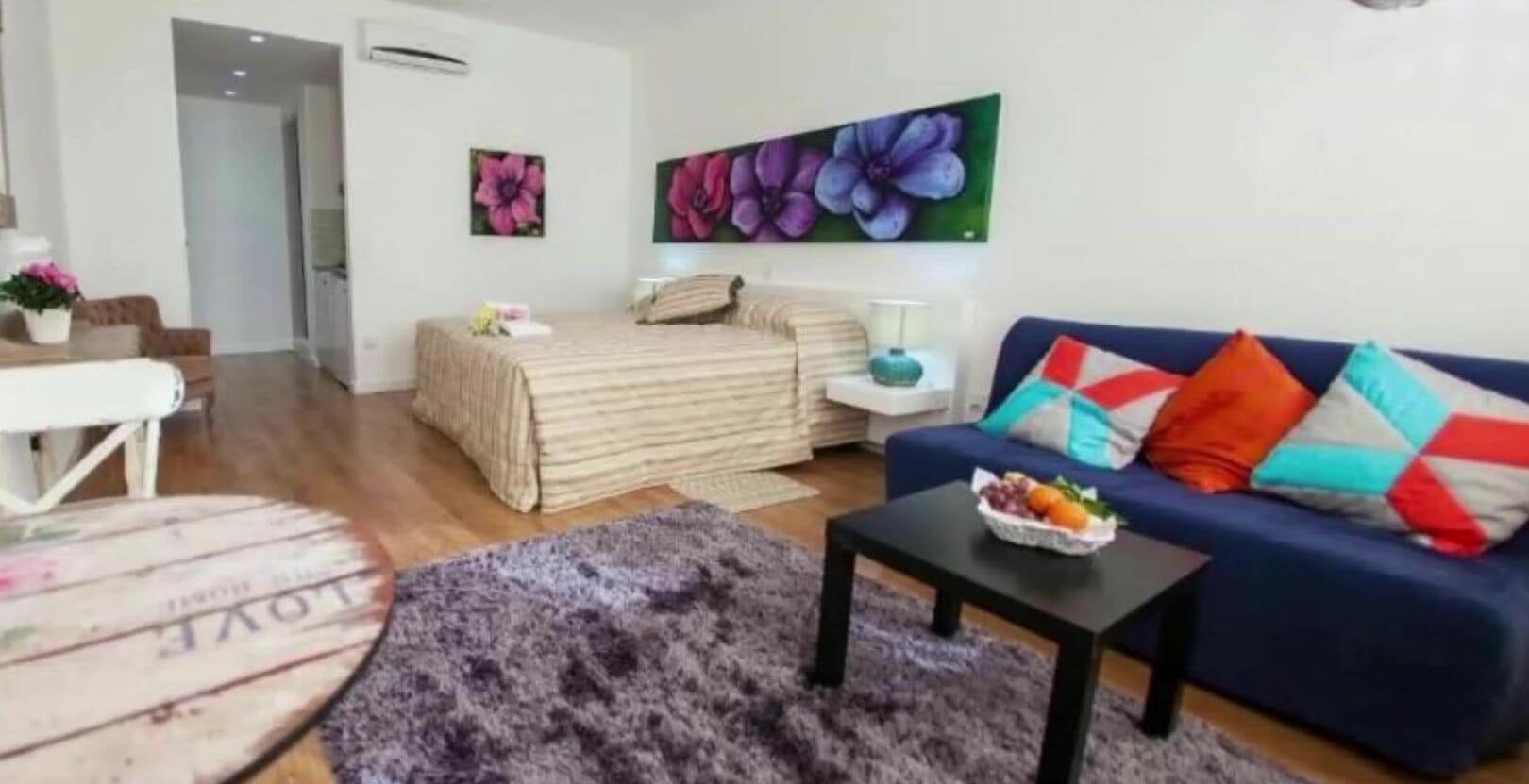 Caja de seguridad en la habitación y sistema de insonorización 