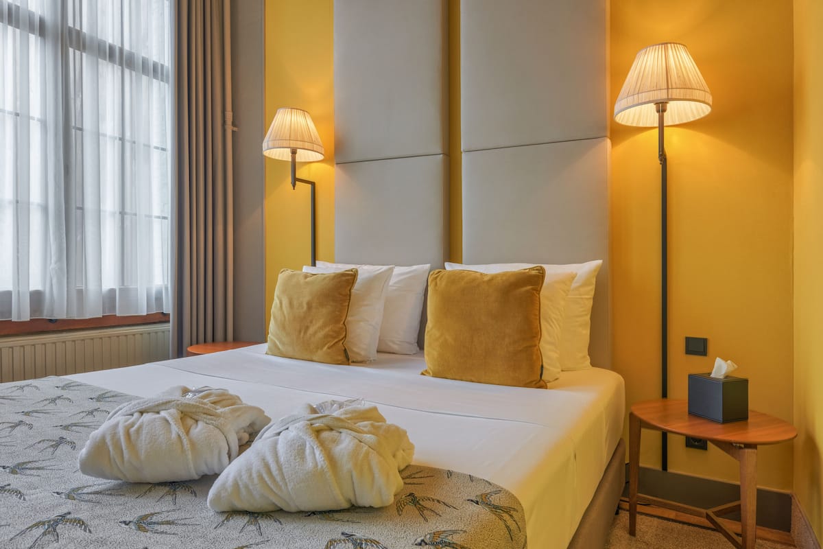 grand deluxe room | 1 bedroom, premium bedding, in-room safe, individually decorated