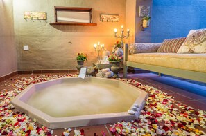 Belmonte Cottage | Premium bedding, minibar, in-room safe, desk - Belgrace (Mbombela)