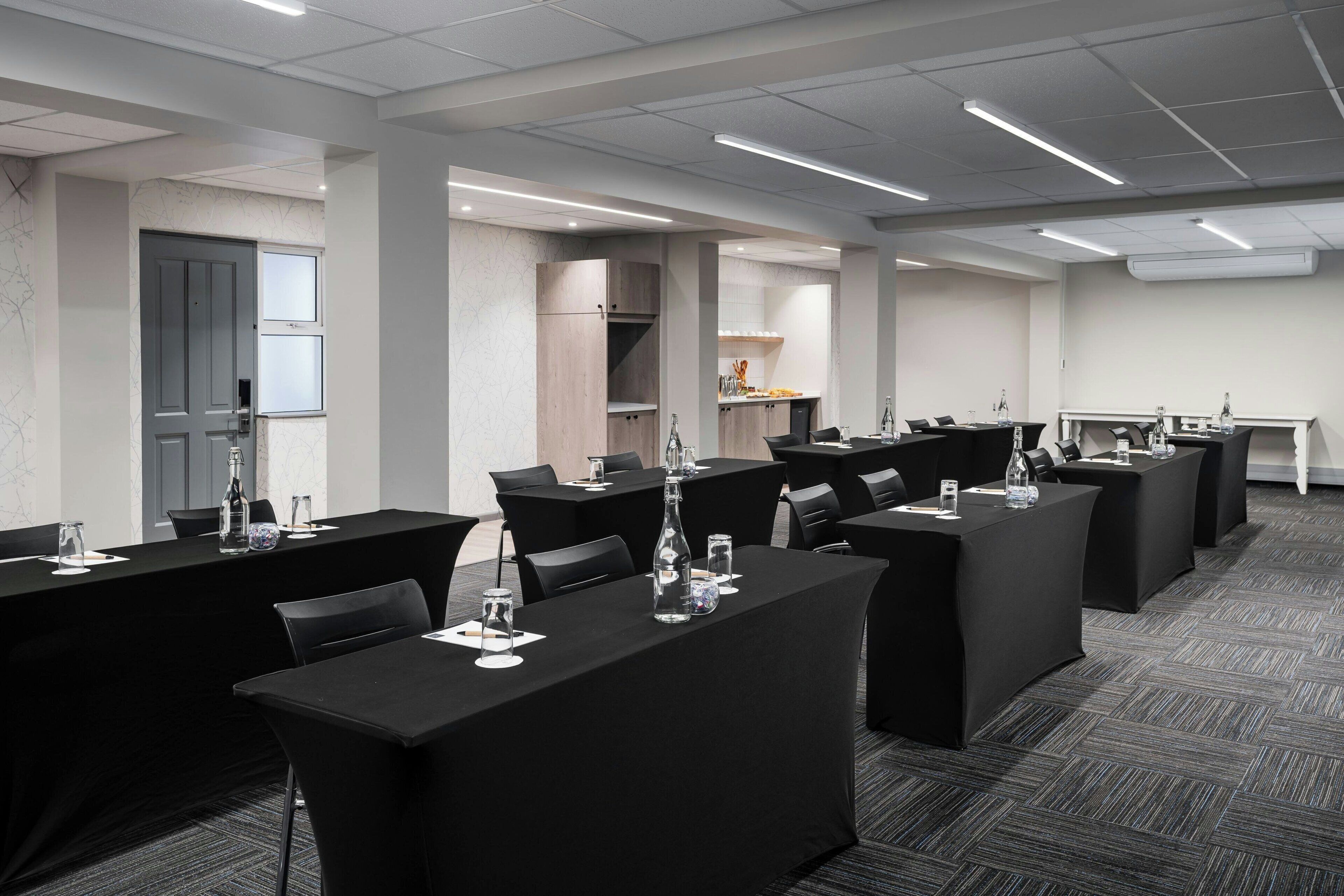 Photo - Protea Hotel by Marriott Cape Town Mowbray