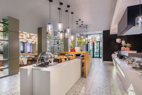 Protea Hotel Fire & Ice by Marriott Pretoria Menlyn