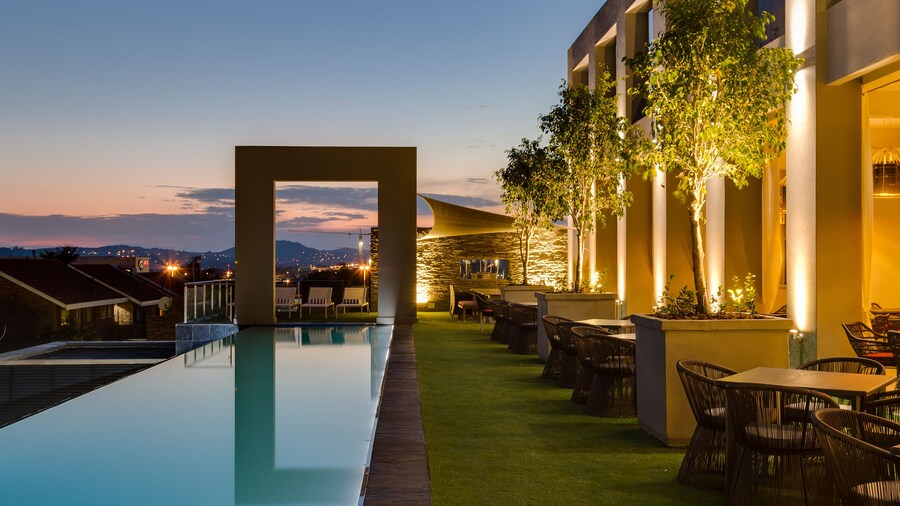 Protea Hotel Fire & Ice by Marriott Pretoria Menlyn