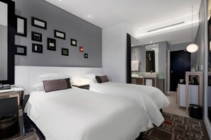 Zimmer, 2Â Einzelbetten | 1 Schlafzimmer, Minibar, Zimmersafe, individuell dekoriert
