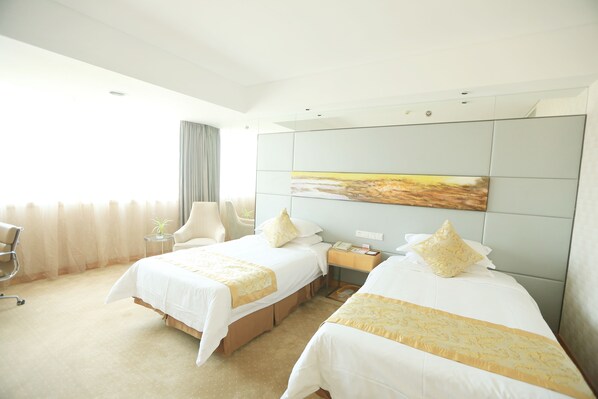 Minibar, in-room safe, desk, blackout curtains