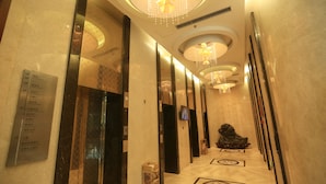 Unclassified image, 5 of 41, button - Ramada Plaza Chuzhou (Chuzhou)