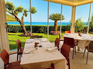 Lunch served - Hotel Boutique Terracotta Sapri (Sapri)