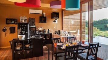 Desayuno buffet incluido todos los días