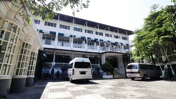 Bagian depan properti