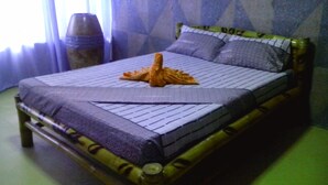 Room - Friendship Budget Hostel (Angeles City)