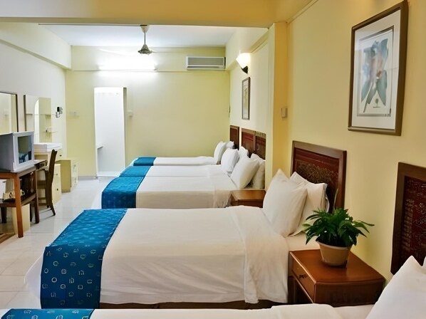 Tabla de planchar con plancha y camas plegables/adicionales