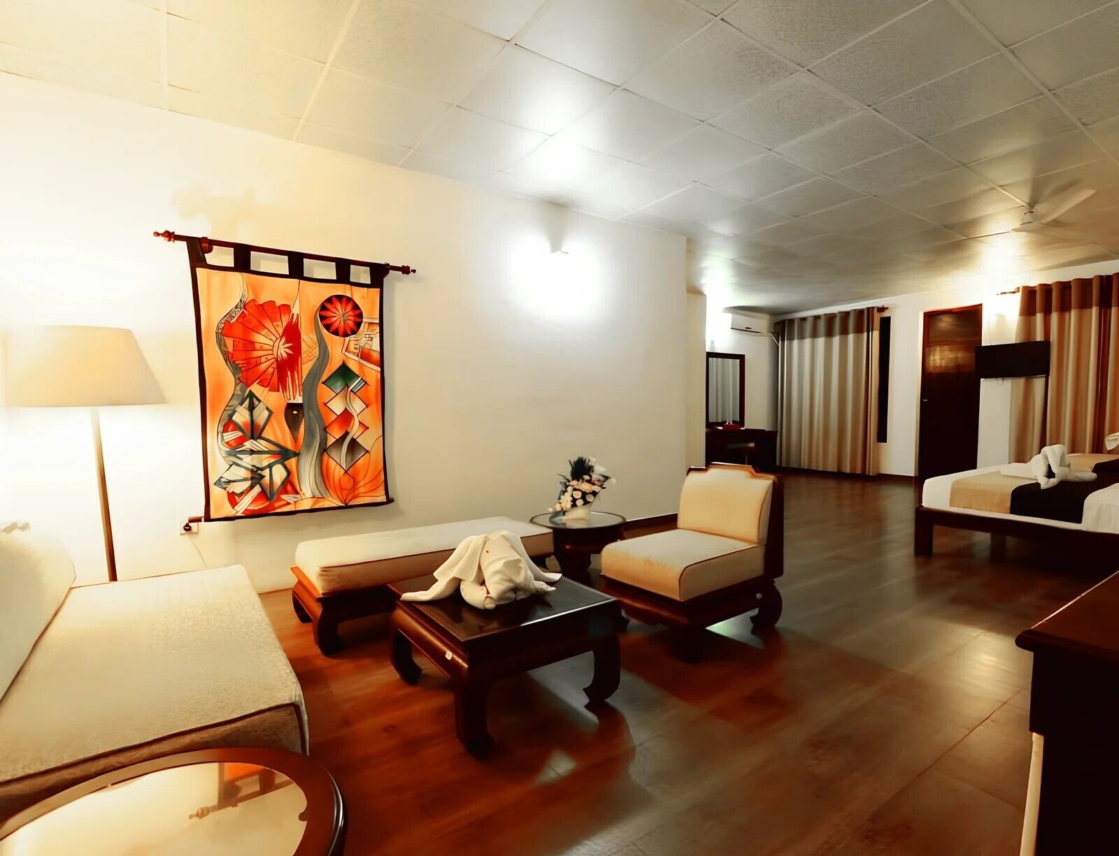 Family Suite with 10% off on Food & Beverage | 1 bedroom, minibar, individually furnished, desk
