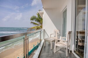 Premier Ocean Suite with 10% off on Food & Beverage | 1 bedroom, minibar, individually furnished, desk