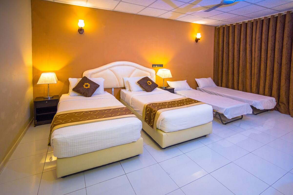 Egyptian cotton sheets, premium bedding, down duvets