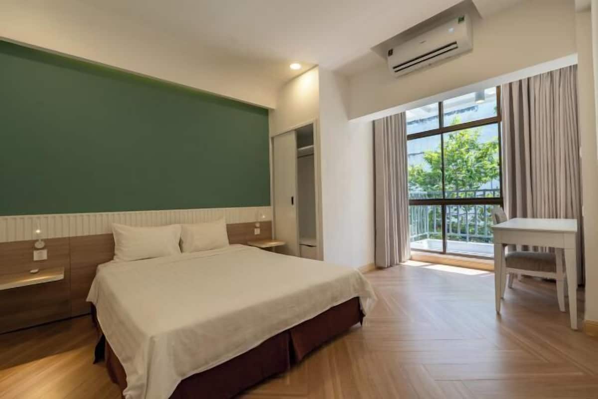 Minibar, in-room safe, desk, blackout drapes