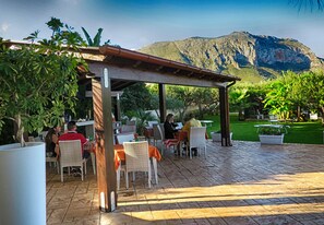 View from room - Trigrana Vacanze Hotel (San Vito Lo Capo)