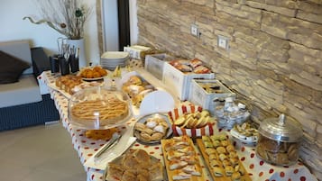 Desayuno continental gratuito