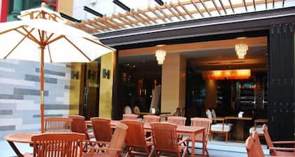 Noblesse Tourist Hotel