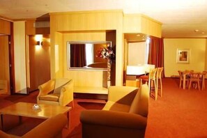 TV - Nike Lake Resort (Enugu)