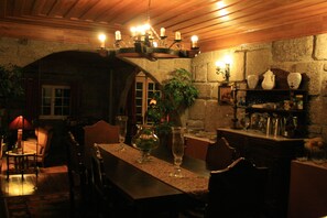 包每日自助早餐