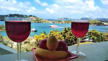 Romantic Studio, Bay View, Sea Facing | Terrace/patio