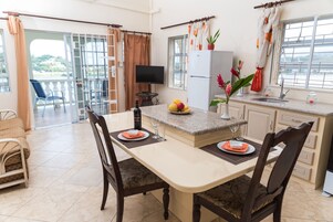 Majestic Apartment, 1 Bedroom, Balcony, Bay View  | In-room safe, iron/ironing board, free cribs/infant beds, free WiFi