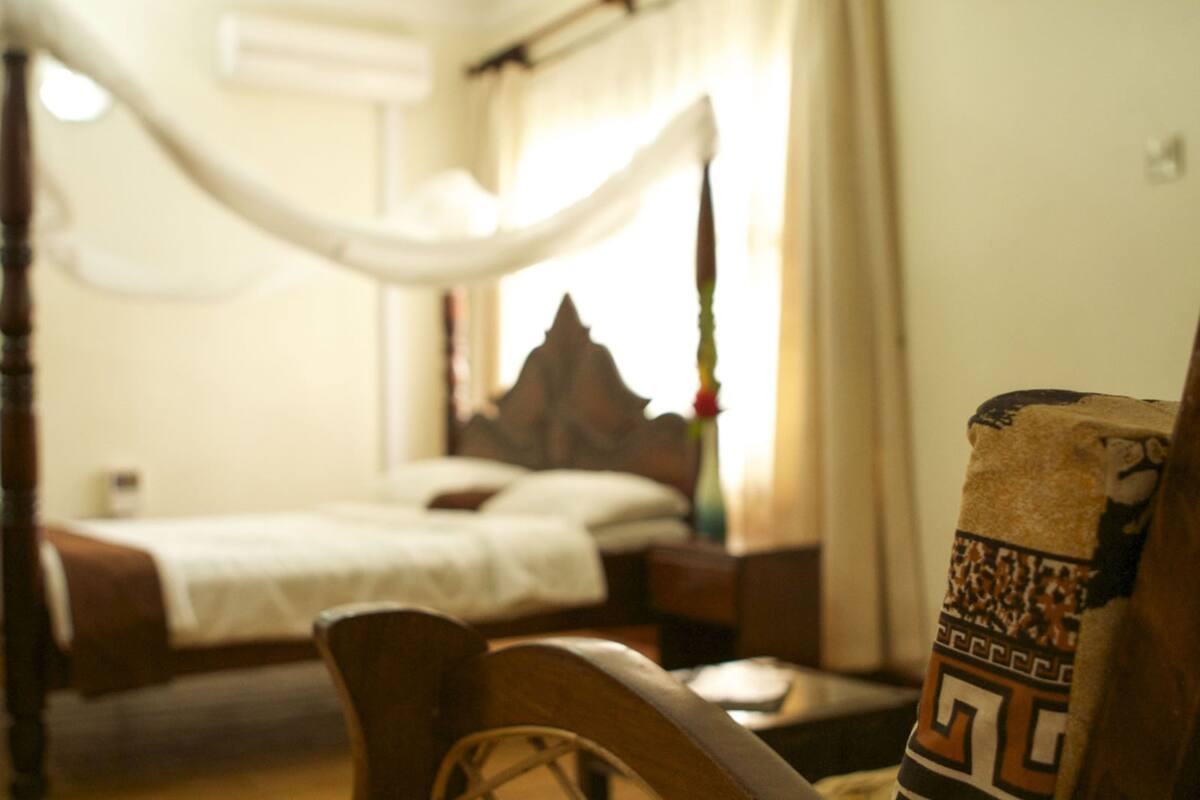 Blackout drapes, rollaway beds (surcharge), WiFi (free), bed sheets