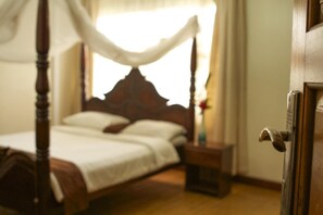 Blackout curtains, rollaway beds, free WiFi, bed sheets