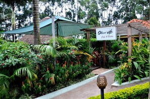 Exterior - Olive Gardens Hotel Kampala (Kampala)