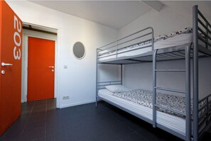 Twin Room, Shared Bathroom | Free WiFi, bed sheets - Brussels Hello Hostel (Brussels)