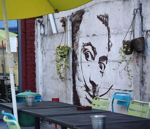 Terrace/patio - Brussels Hello Hostel (Brussels)