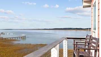 Deluxe Room, 1 King Bed, River View, Garden Area | Water view