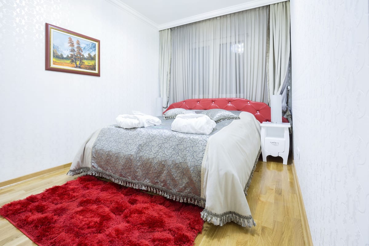 One Bedroom Apartment with terrace | 2 slaapkamers, een minibar, een kluis op de kamer, een bureau