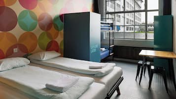 Habitación doble Confort, baño privado | Wifi gratis y ropa de cama