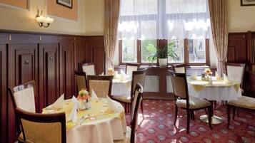 Bao gồm bữa sáng