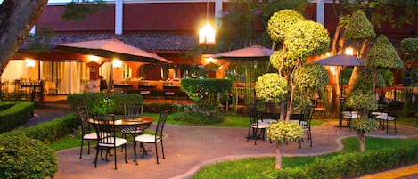 Breakfast served, Mexican cuisine, garden views