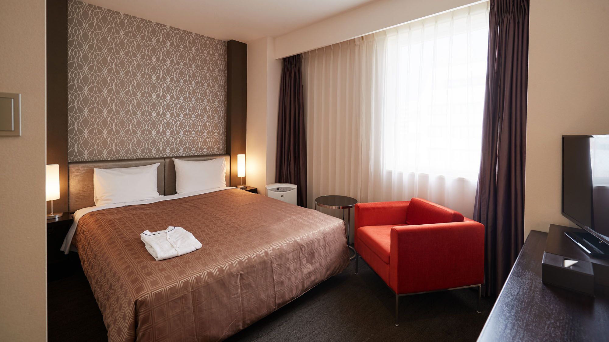 Premium bedding, individually furnished, desk, blackout curtains