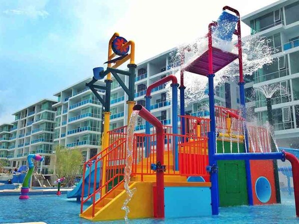 Condo, 2 quartos (2 Bedrooms Condo) | Área infantil