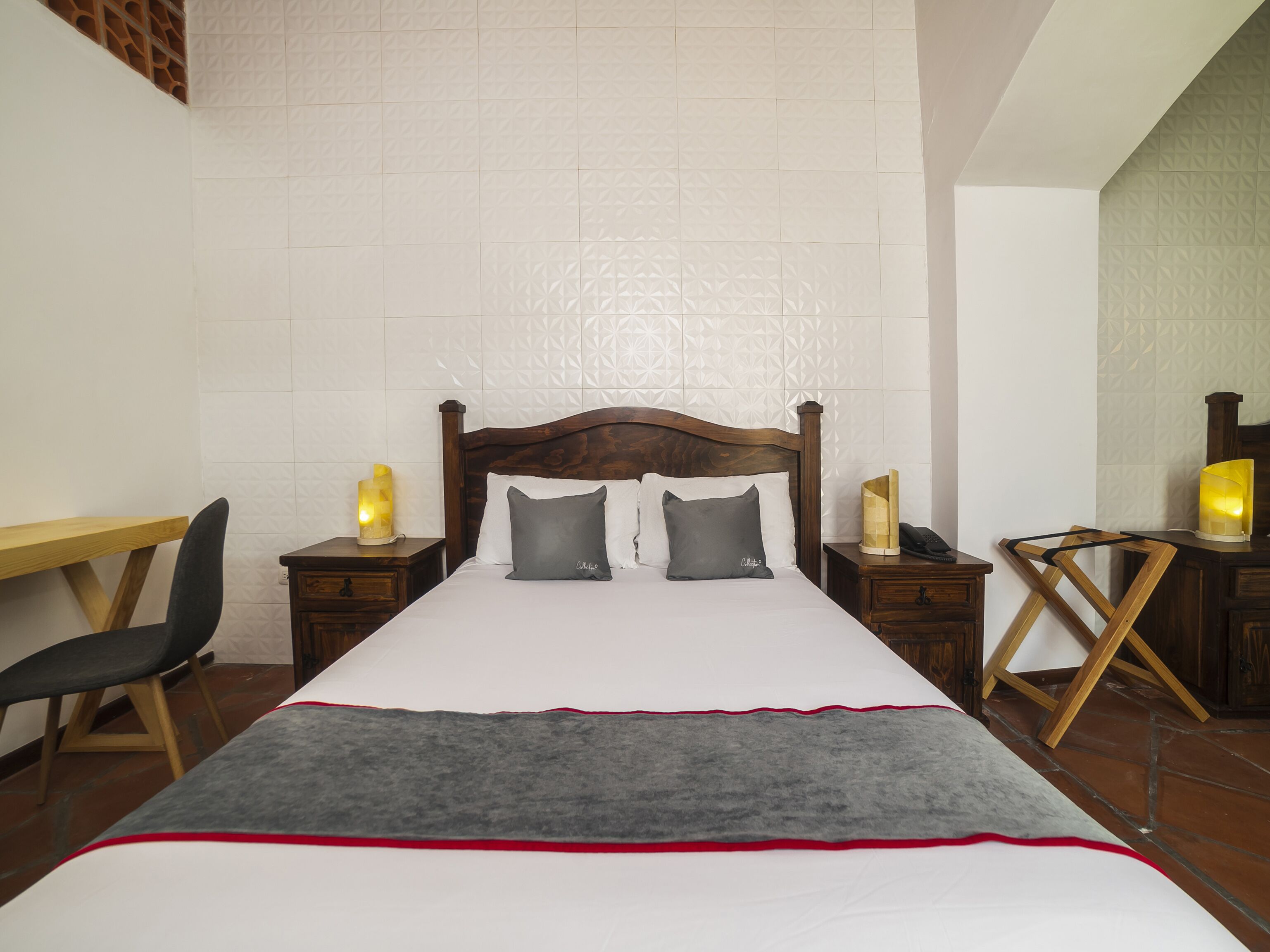 Foto - Collection O Al otro lado del rio, Puebla