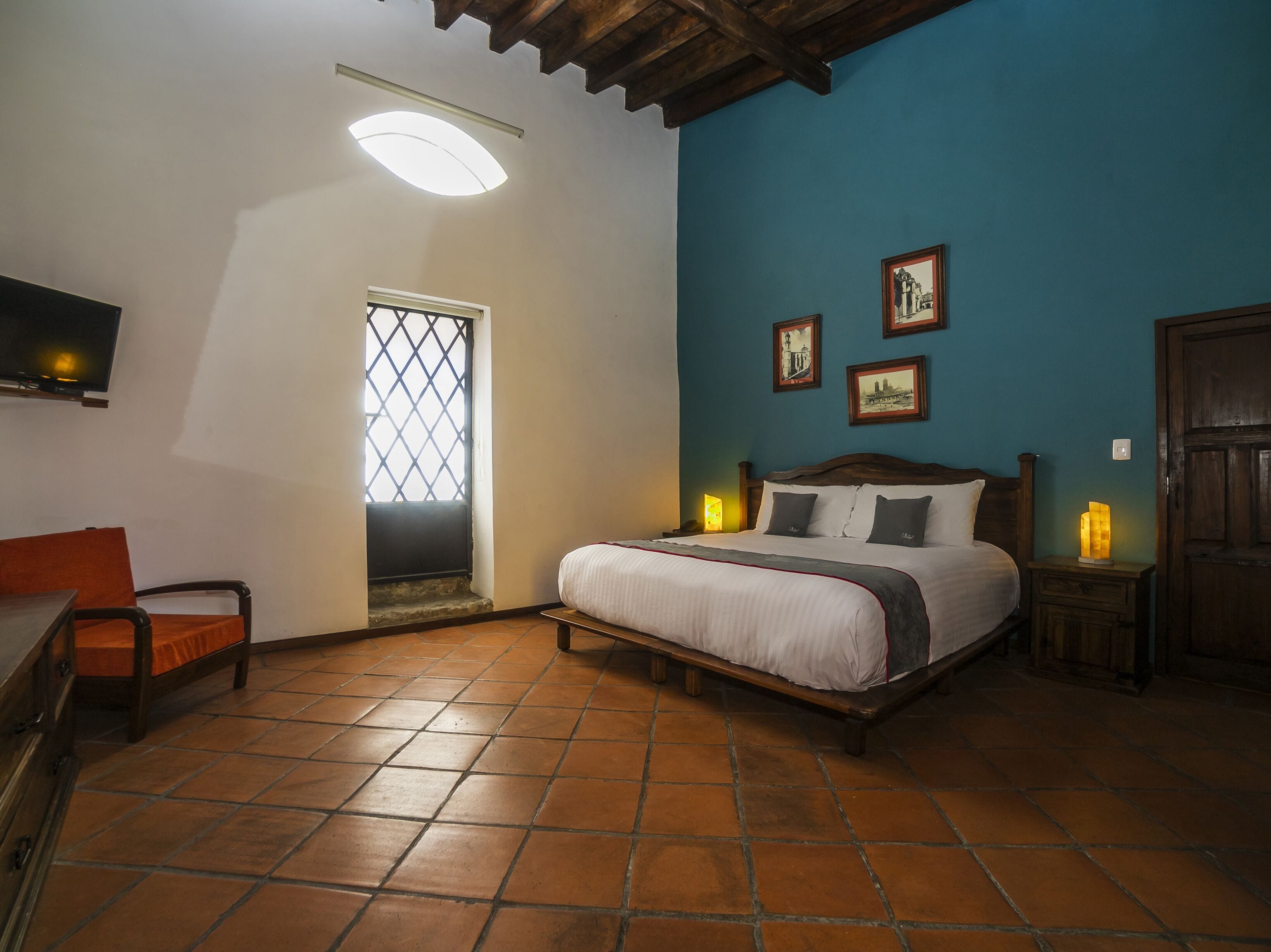 Foto - Collection O Al otro lado del rio, Puebla