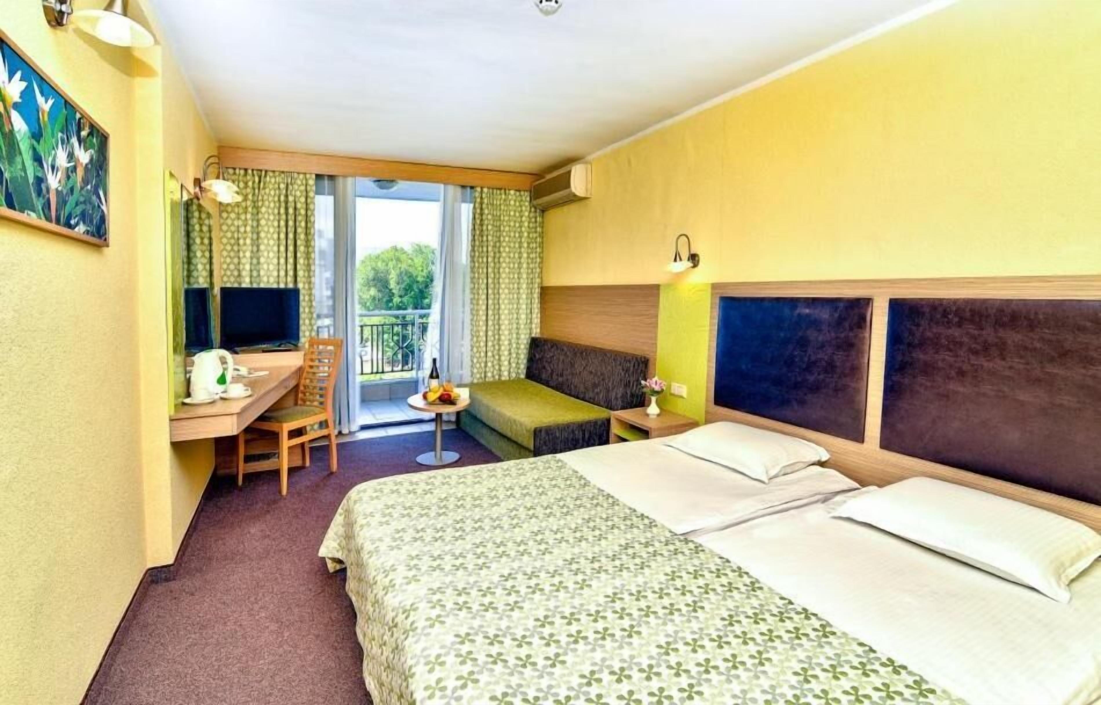 Photo - Hotel Slavuna