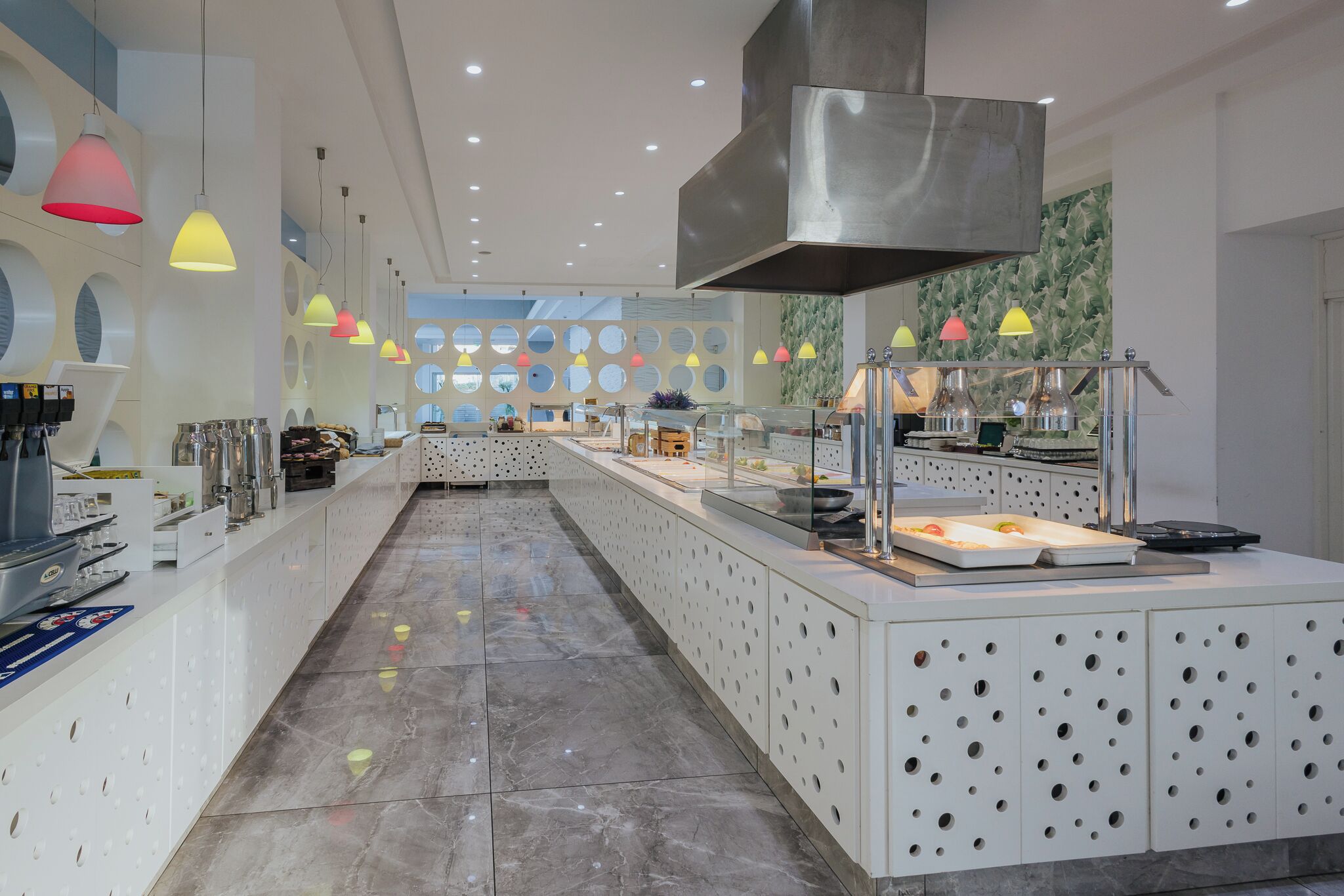 daily continental breakfast (eur 8 per person)