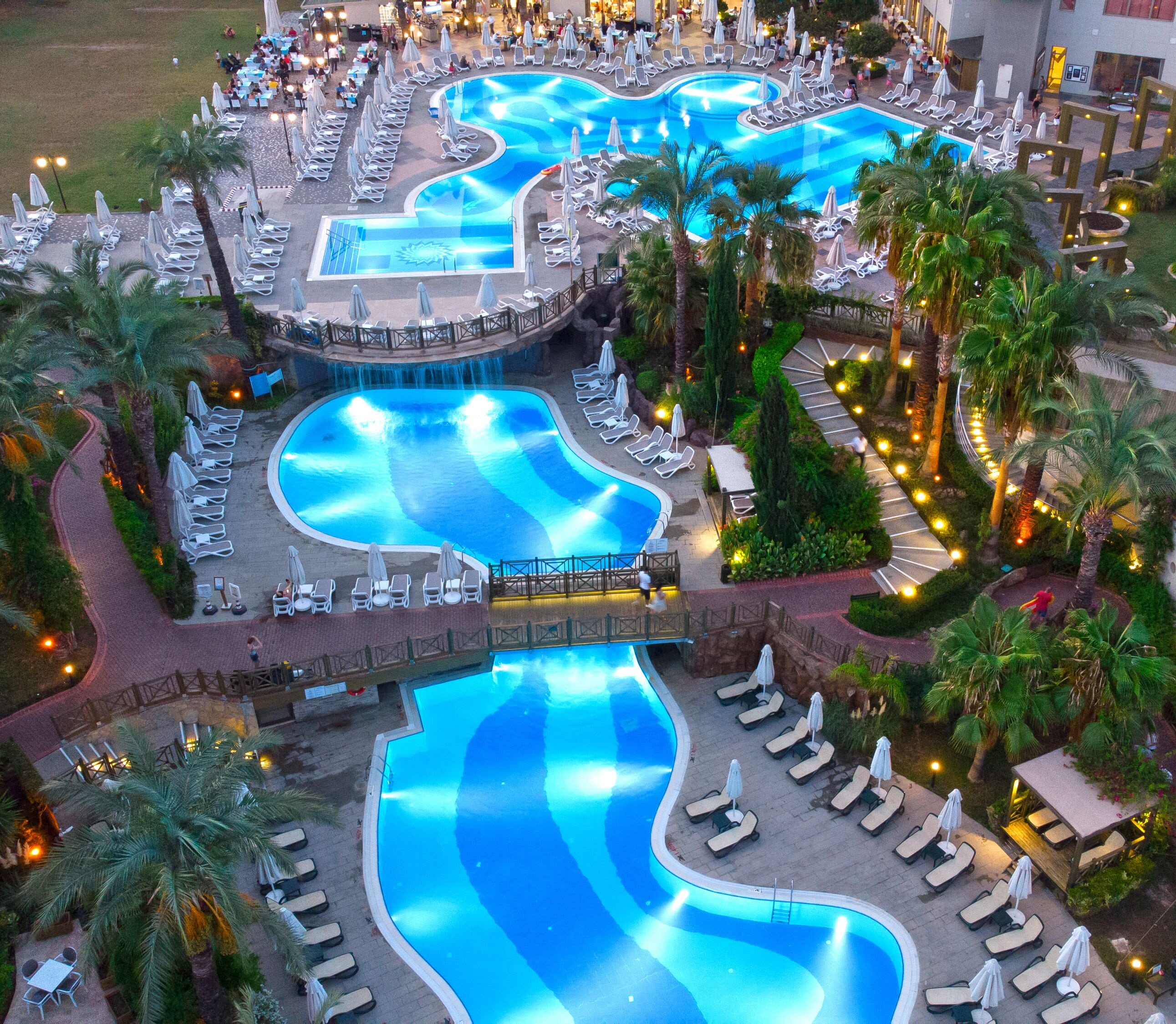 Indoor pool, 4 outdoor pools, pool umbrellas, sun loungers