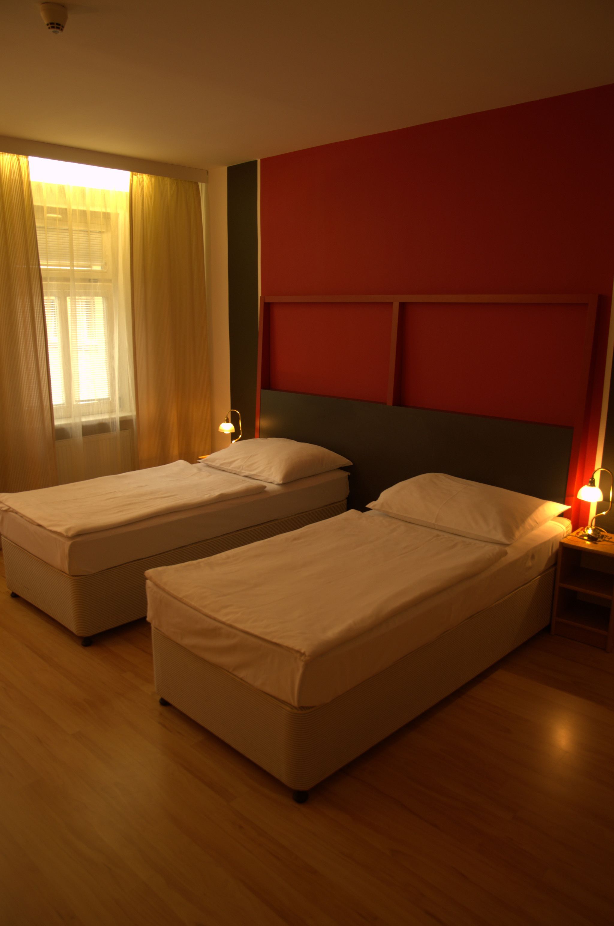 Standard Double Room | Minibar, in-room safe, soundproofing, cribs (surcharge)