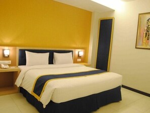 Kamar Deluks | Meja kerja, tempat tidur lipat/tambahan, dan Wi-Fi gratis