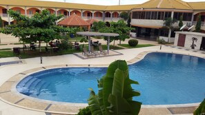 Piscina externa